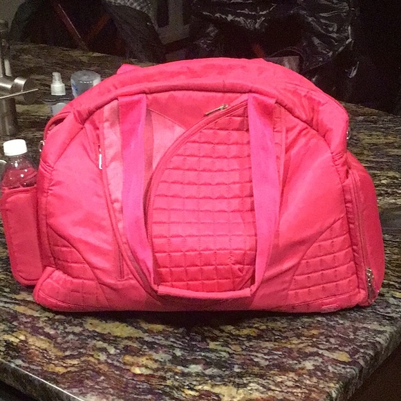 lug | Bags | Lug Cartwheel 8 X 135 X 